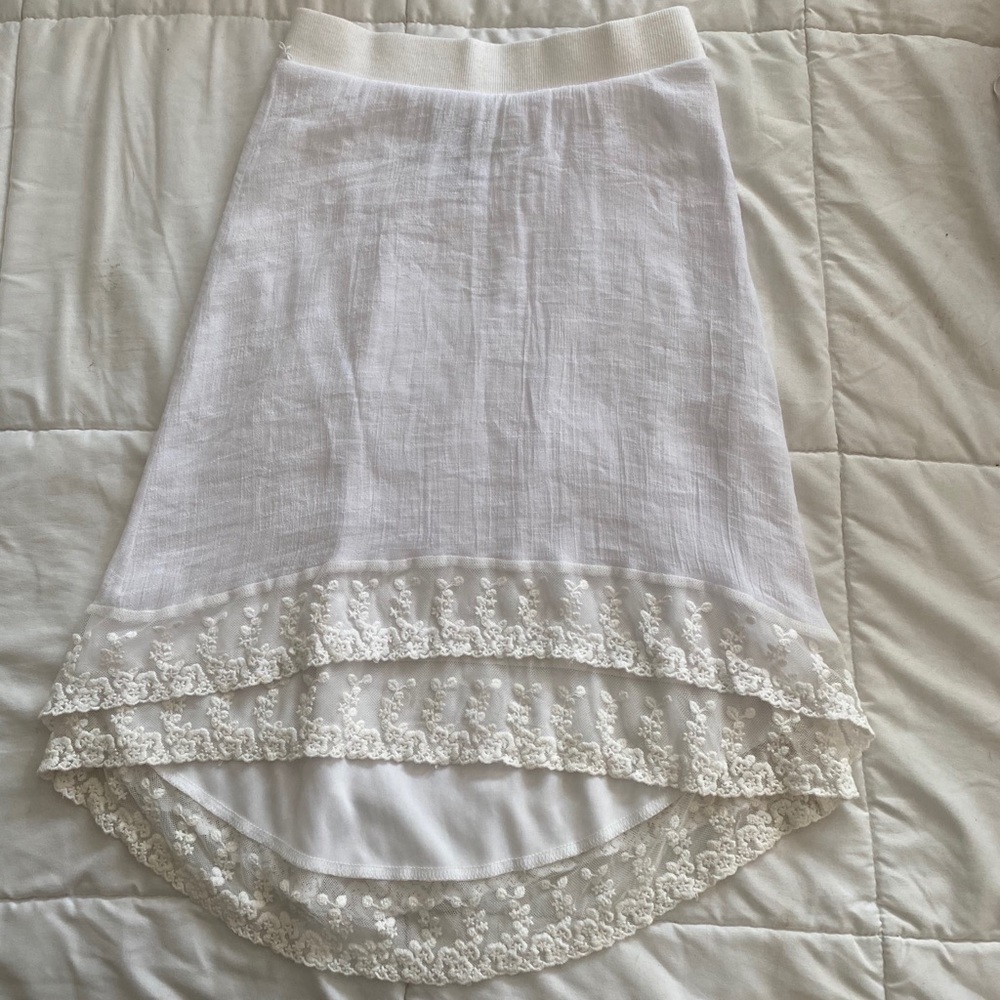 White Crepe and Lace Boho High Low Skirt Size 7/8